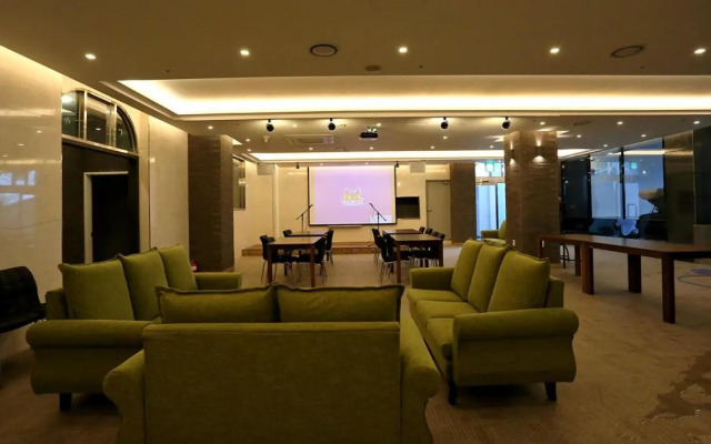 Suntree Hotel