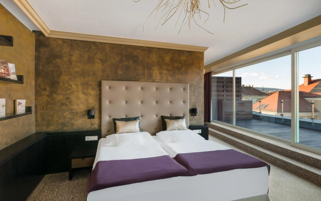 Corso Hotel Pécs