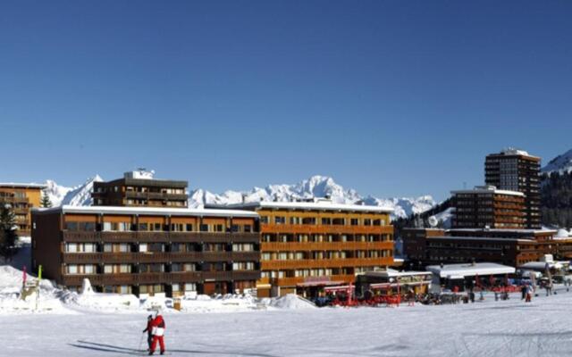 Appartement La Plagne, 2 pièces, 4 personnes - FR-1-455-77