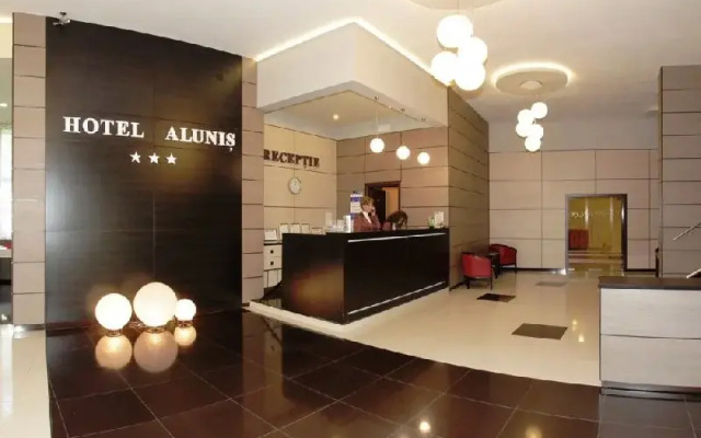 Hotel Alunis