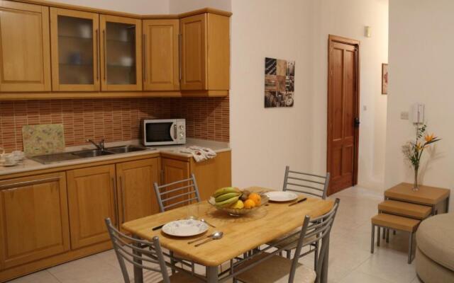 Diana House Apartment
