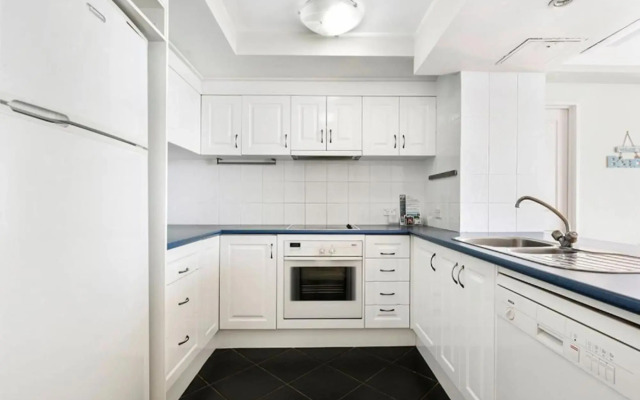 Crystal Bay on the Broadwater