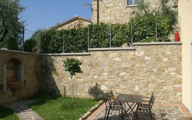 Holiday Home in Montecarelli With Pool