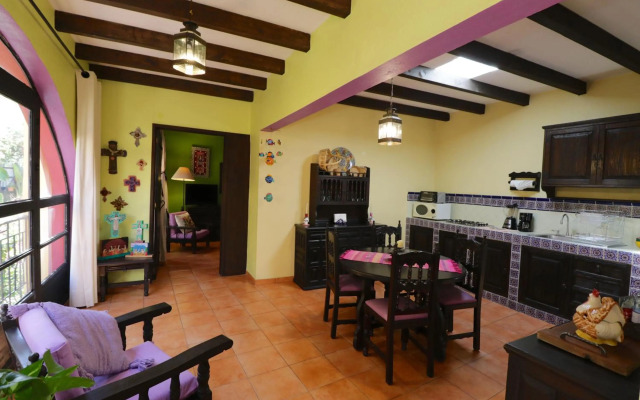 Casa Mia Suites