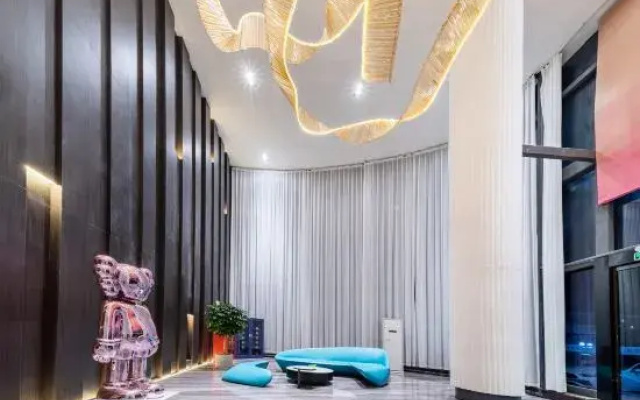 GM Select Hotel