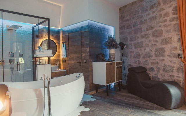 Cephanelik Butik Hotel