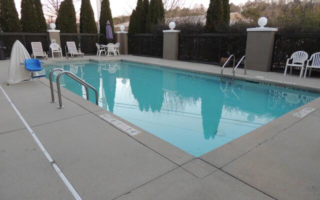 Holiday Inn Express & Suites Birmingham Trussville by IHG