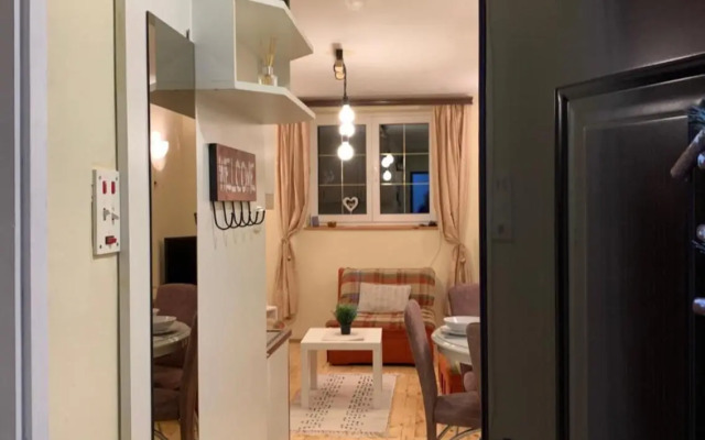 Ski-in & Ski-out, Apartman Filip - 30m from GONDOLA Brzeće