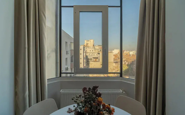 Charming 2BR Flat - Romanian Athenaeum