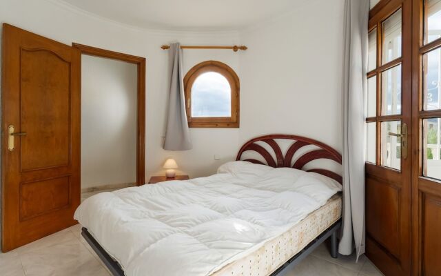 Enchanting Villa in El Verger With Swimming Pool