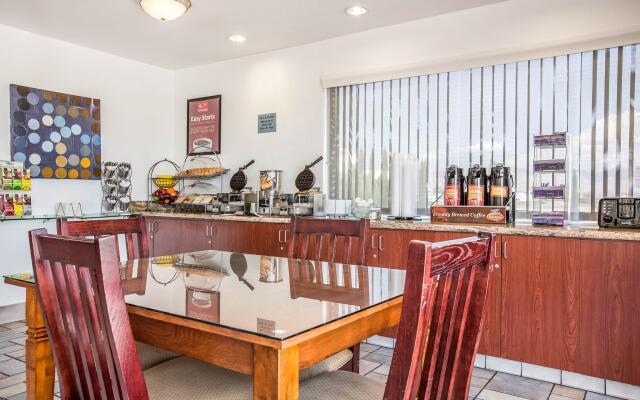 Days Inn by Wyndham Ridgecrest near China Lake Naval Station