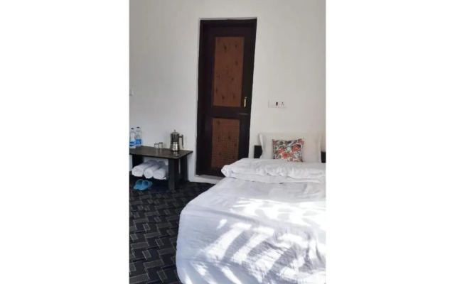 Zebrina Guest House