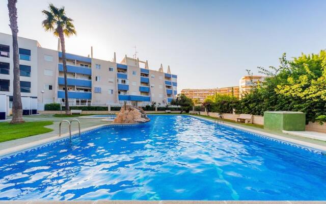 Endless summer of Pinada Beach 3