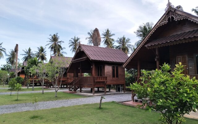 Yoo Sabai Resort