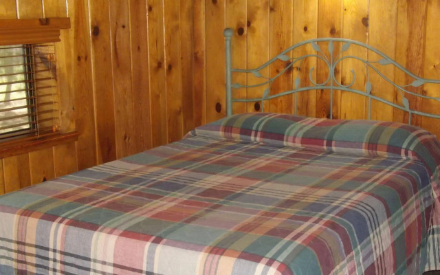 Arizona Mountain Inn and Cabins