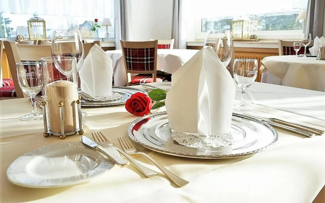 Land Gut Hotel Zum Alten Forsthaus