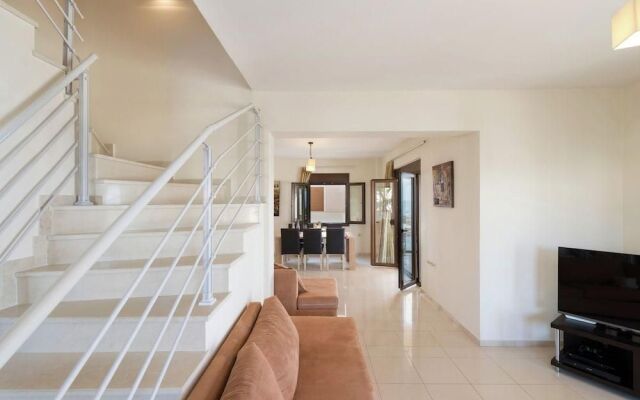Villa in Rethimnon Crete With Private Pool