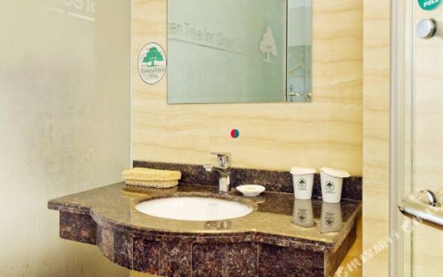 柳成商务酒店(汽轮广场站店)