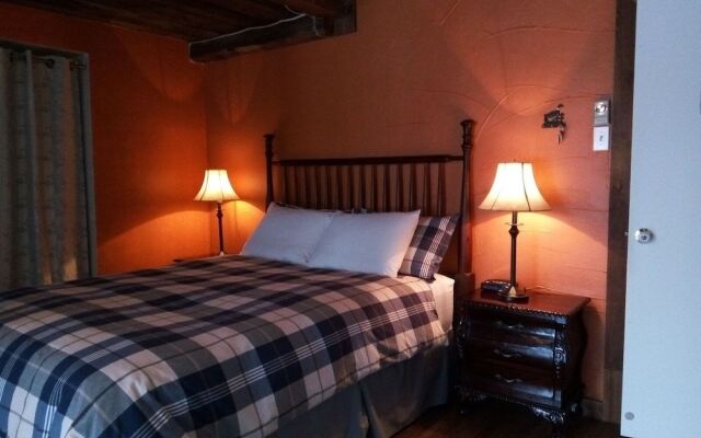 Ancestral Knowlton B&B