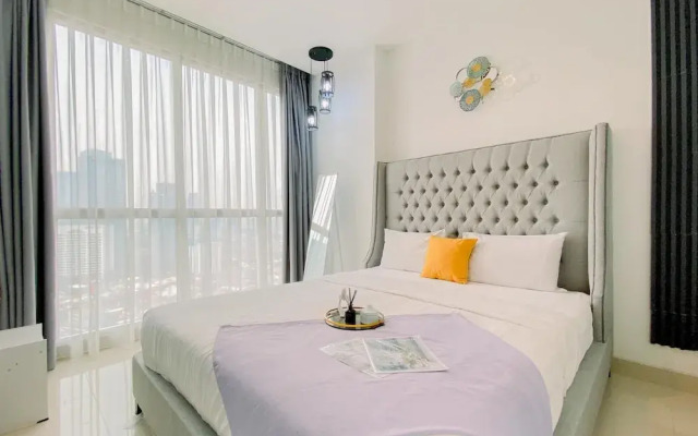 Homey and Warm 1BR at Ciputra World 2 Apartment