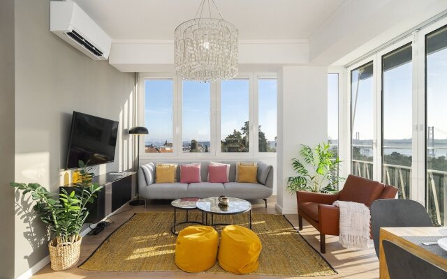 270 Panoramic View Premium Apartment