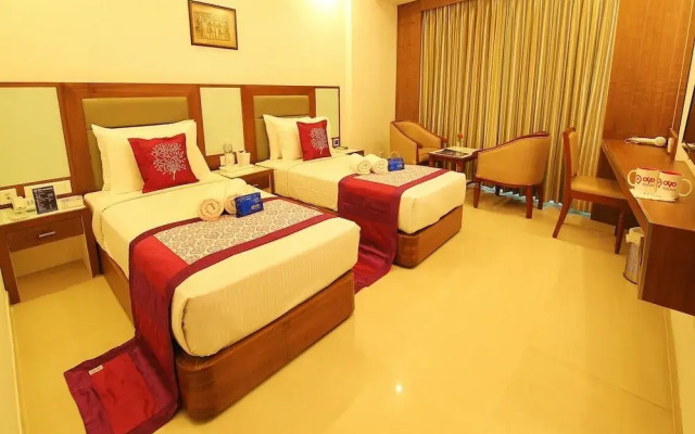 OYO Premium Alleppey Iron Bridge
