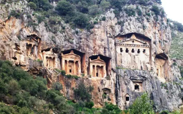 Dalaman Lalezar Homes