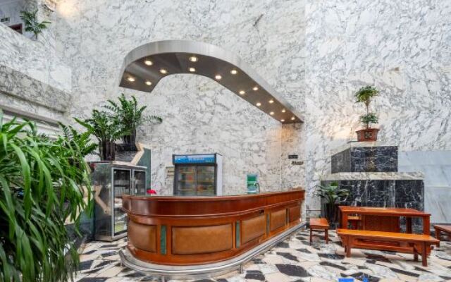 Xinkaitong Hotel Ruili