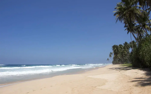 Family Beach Villa Located On An Incredible Beach