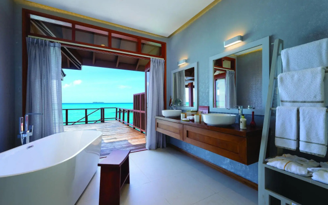 VARU by Atmosphere - All Inclusive with Free Transfers