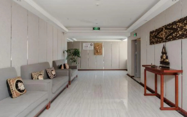 Langshen Hotel (Xichang Torch Square Haihe Sky Street)