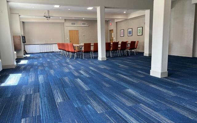 Holiday Inn Express Hotel & Suites South Padre Island by IHG