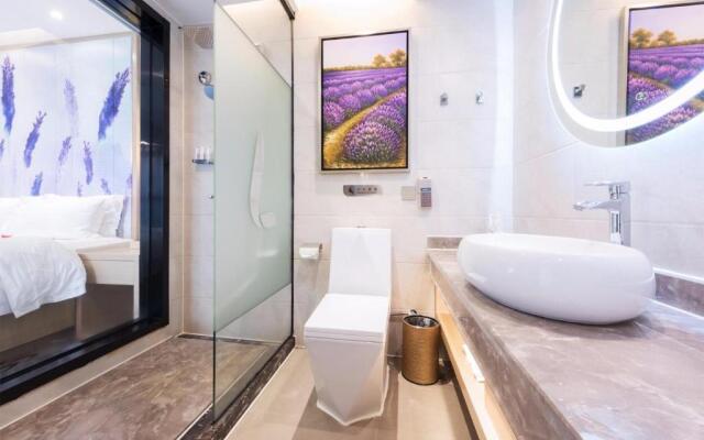Lavande Hotel Heyuan Wanlongcheng