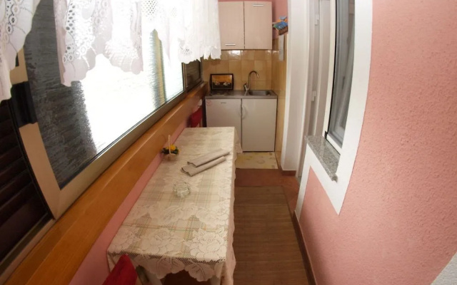 Apartment 161