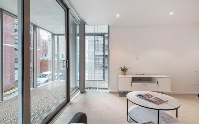 Stylish 2BR Apartment in Heart of Sheffield