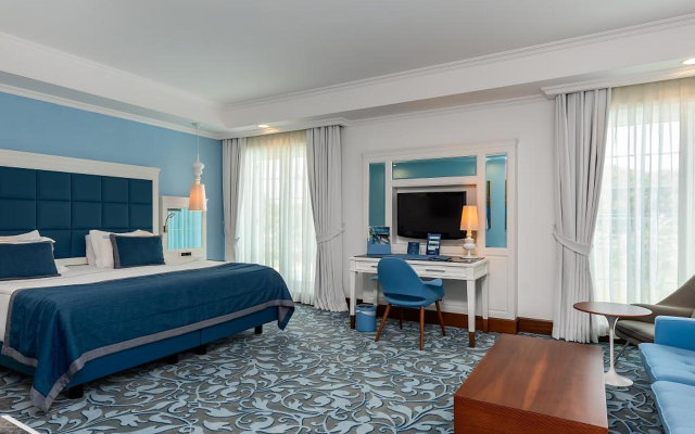 Azure Villas by Cornelia
