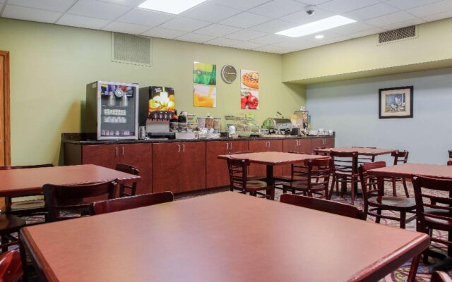 Comfort Inn & Suites
