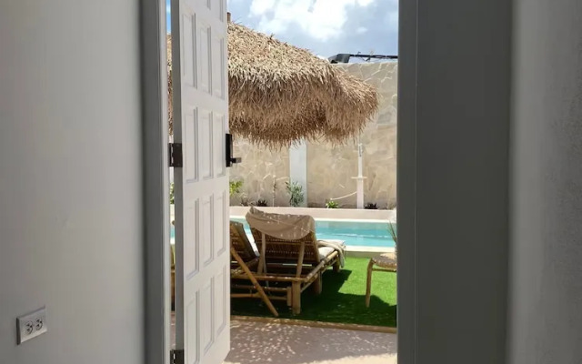 Palm Beach Vacaysuites - Bamboo Suite - Studio