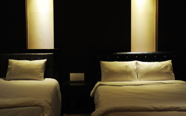 Hotel ESS