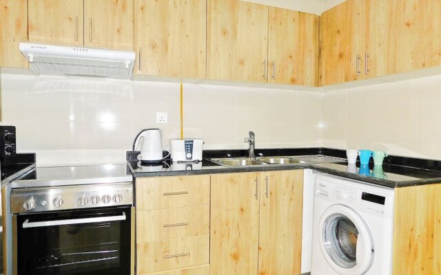 Luton Vacation Homes Continental Tower
