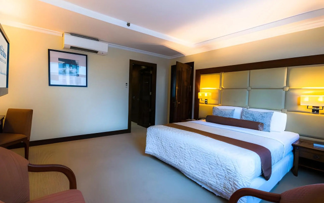 Cebu Parklane International Hotel