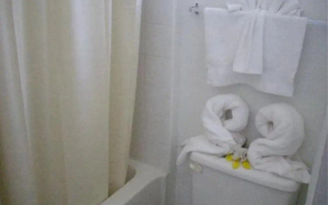 Best Time Inn Hotel - Car Rental