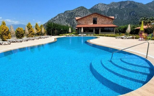 Crescent Park Boutique Otel