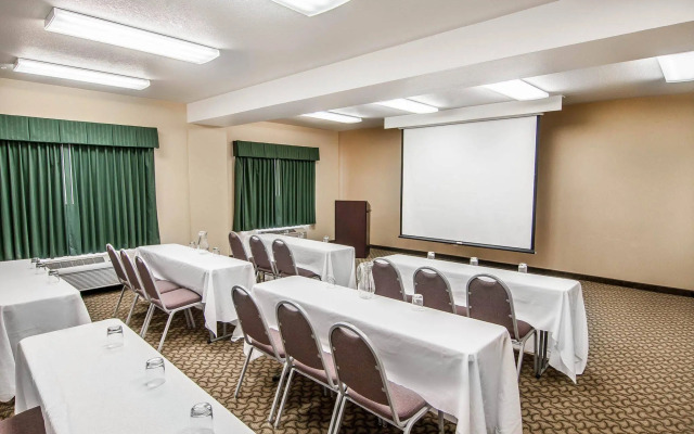 Comfort Inn and Suites Salem