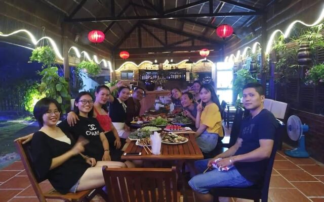 Ha My Beachside Villa Hoian