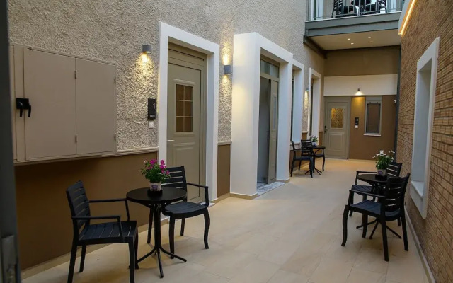 Uni Island City Suites