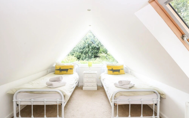 Oak Tree Lodge