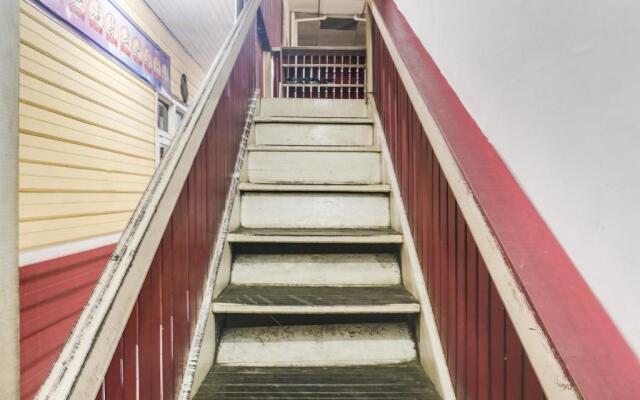 Hotel O Anggrek Daqu Syariah Kapuas