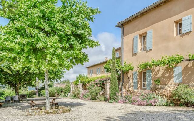 The Awning Housecosy Holiday Home in Rustrel With Swimming Pool