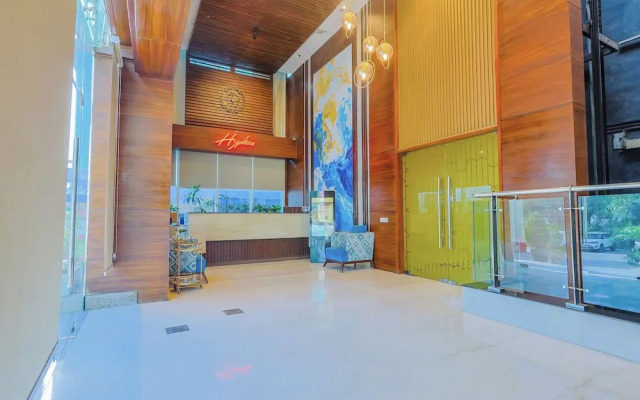 Hotel Hyphen Noida